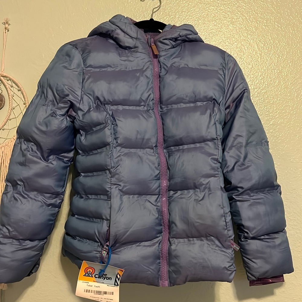 Shiny purple Kids snow ❄️ ⛄️/ Puffer Jacket .